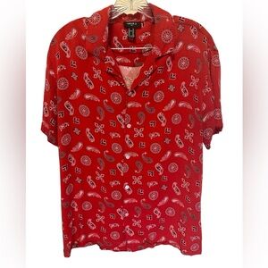 Forever 21 Red Paisley Short-Sleeve Button-Down Shirt